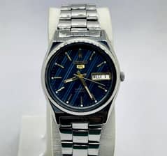 seiko brand new almost scatchless condition Whatsap 03264565544