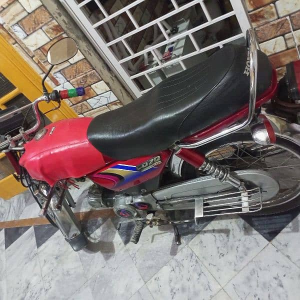 Honda CD 70  red color model 2010 1