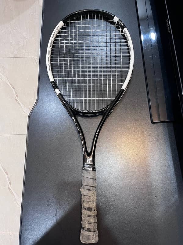 Tennis racket (tour elite 265+) 3