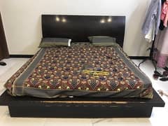 Decor wood King size Bed plus Spring foam