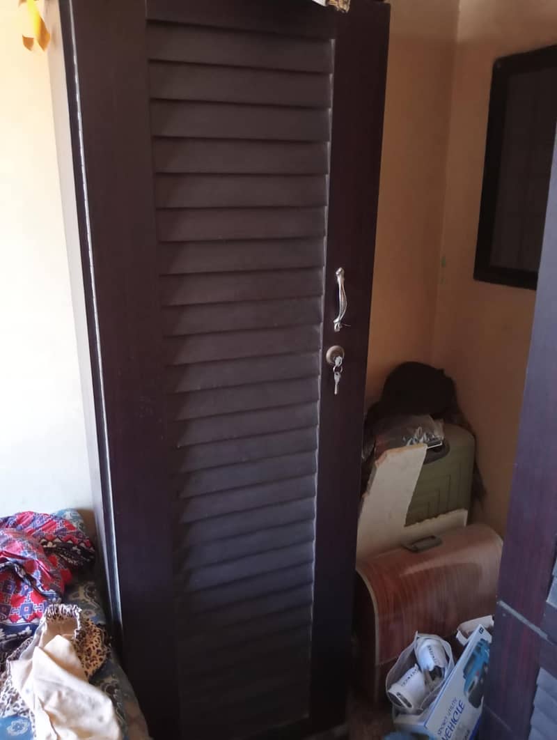 Wardrobes For Sale in Excellent Condition Two door, One Door total 3 1