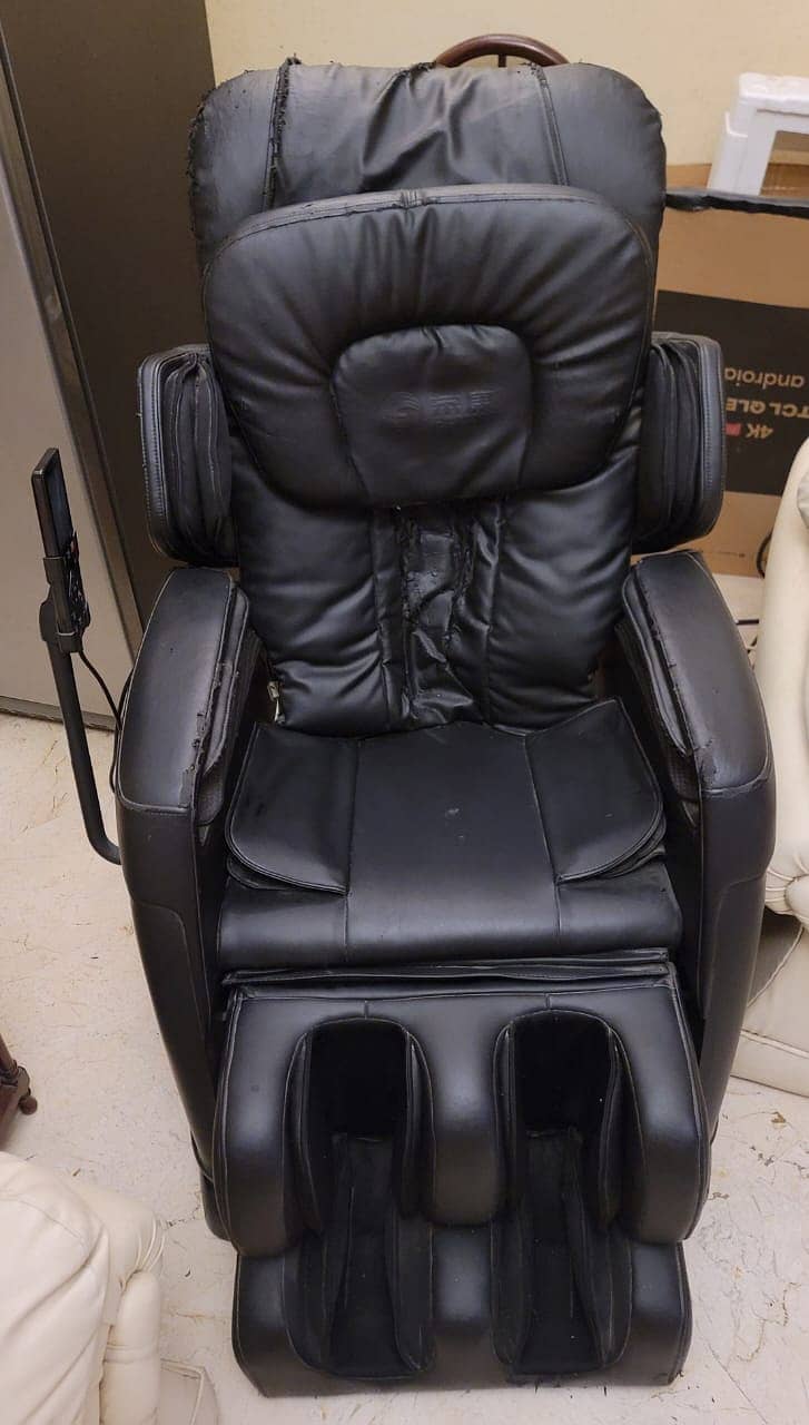 Massage chair 0