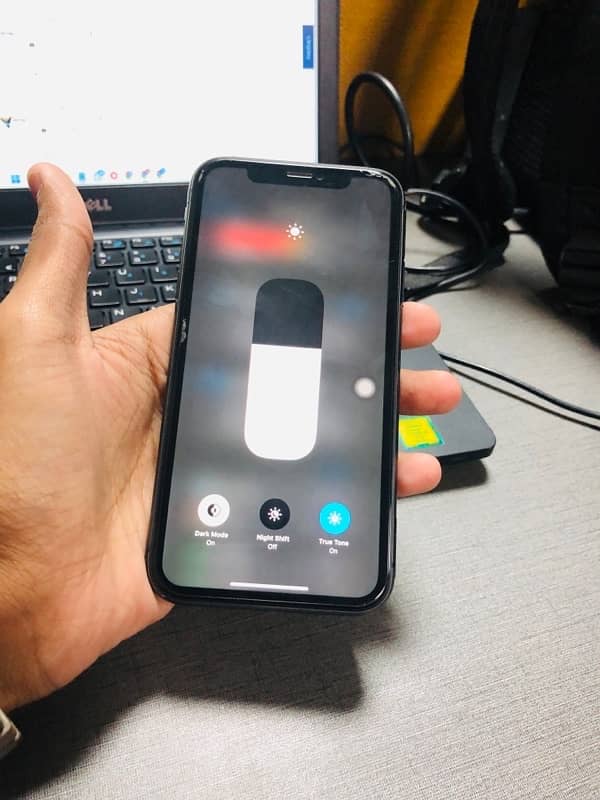 Iphone 11 64 Gb Non-Pta factory unlock 0