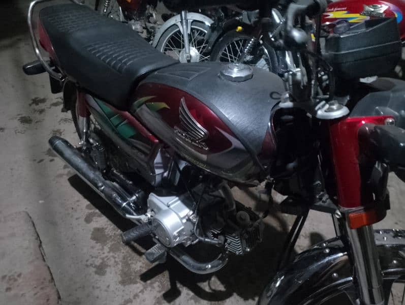 Honda CD 70 For Sale 9