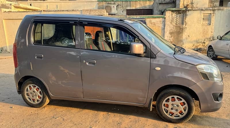 Suzuki Wagon R 2019 1