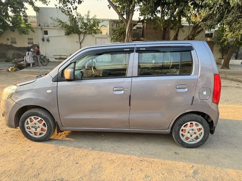 Suzuki Wagon R 2019 3