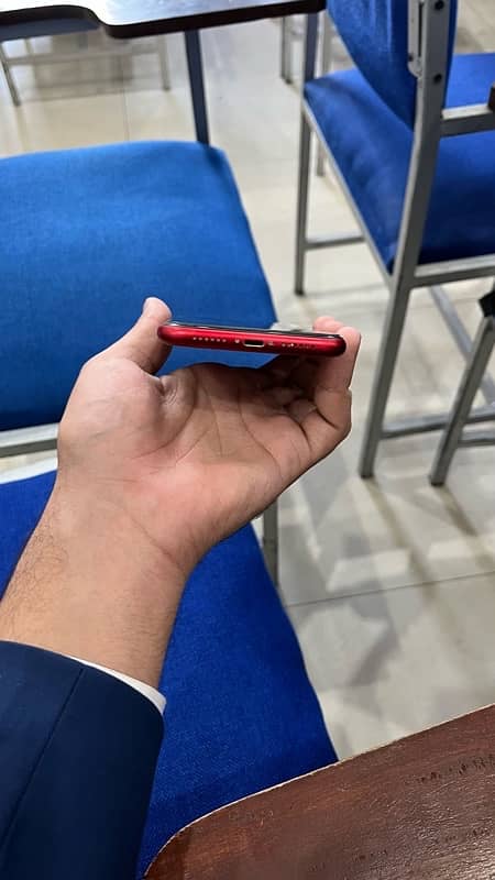 iPhone XR 128jv 1