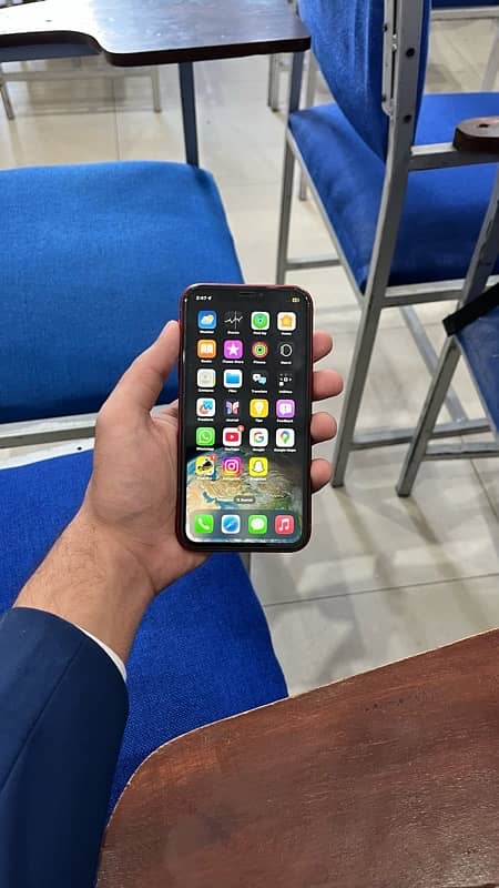 iPhone XR 128jv 2