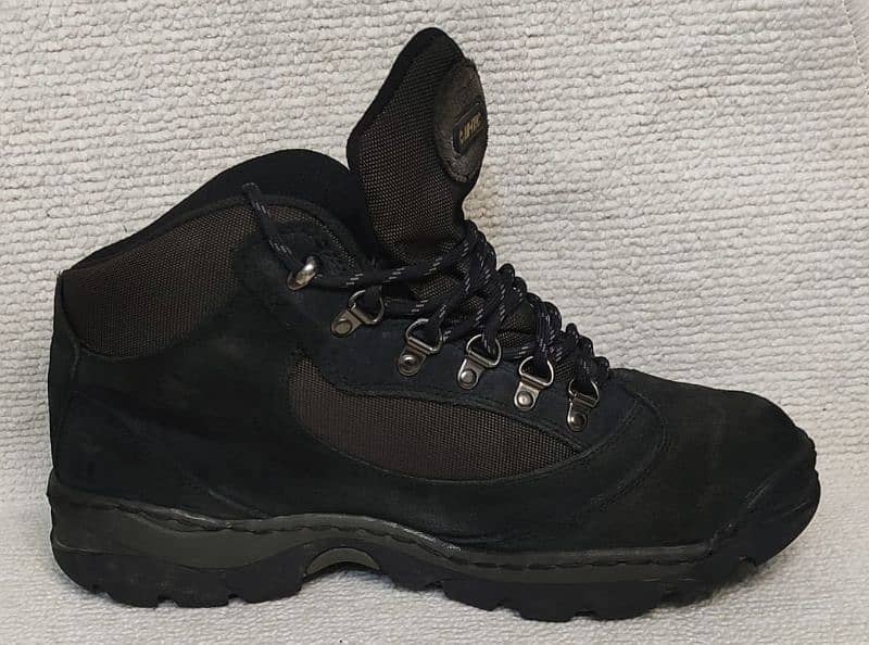 Hi-Tec Branded Hiking Boots 1