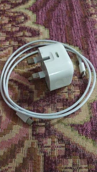 IPhone 14 Pro max charger 0