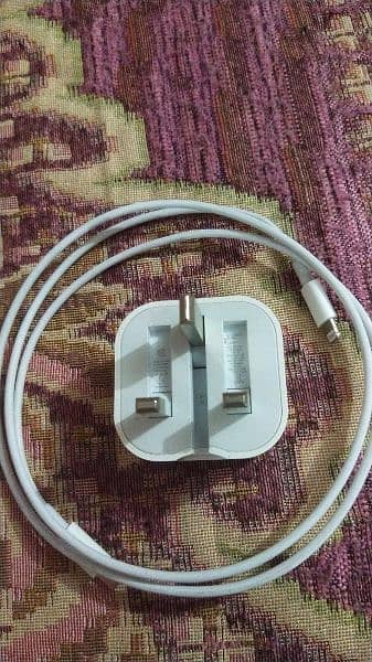 IPhone 14 Pro max charger 1