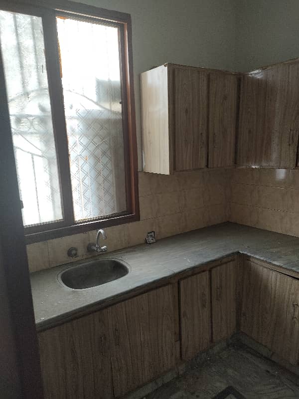 DOUBLE UNIT OLD HOUSE FOR SALE NEAR ASKAR 14 8