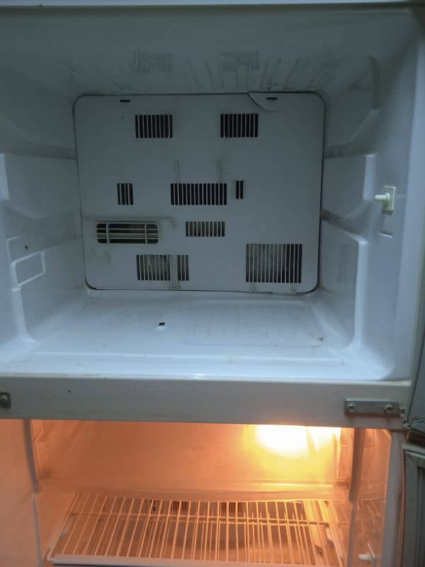 Mitsubishi no frost refrigerator 1