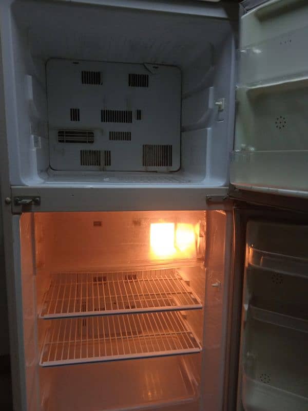 Mitsubishi no frost refrigerator 4