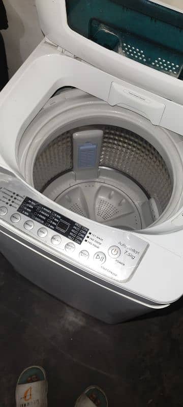 automatic washing machine Haier 3