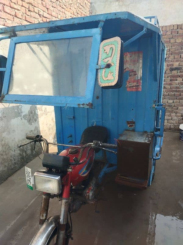 rickshaw used for sales man 13