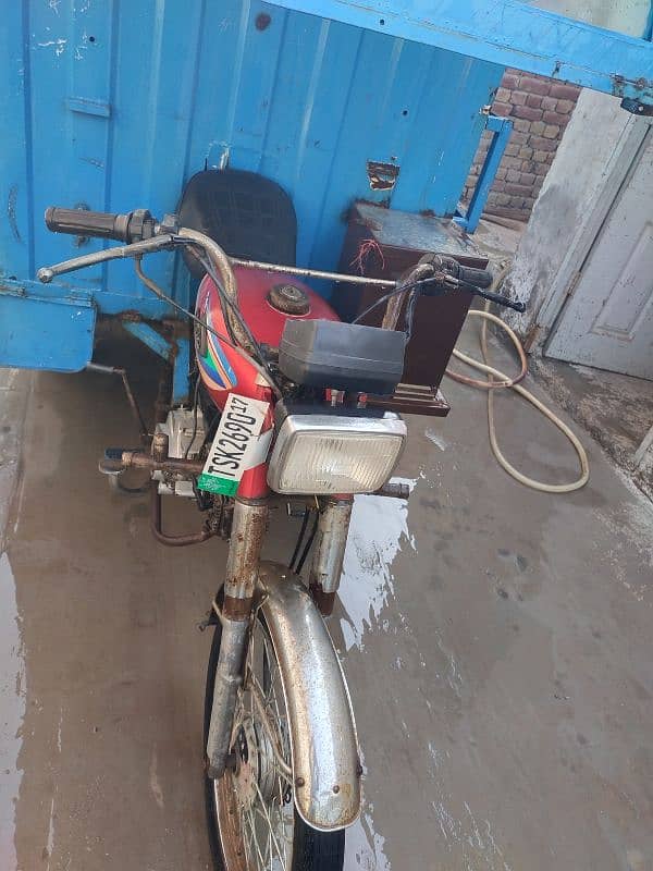 rickshaw used for sales man 15