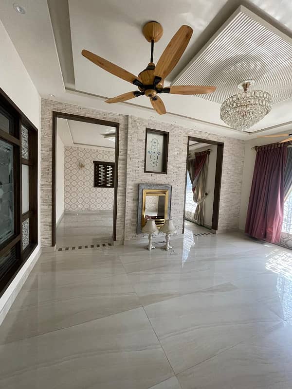 1 KANAL LUXURY HOUSE AVAILABLE FOR SALE IN WAPDA TOWN PHASE 1 BLOCK K1 26