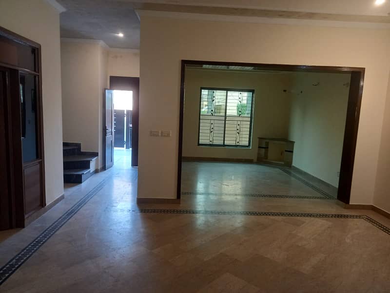 10 MARLA HOUSE AVAILABLE FOR RENT IN WAPDA TOWN PHASE 1 BLOCK E2 5