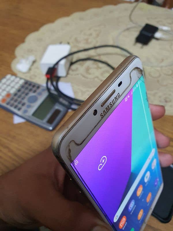 samsung C9 pro 0