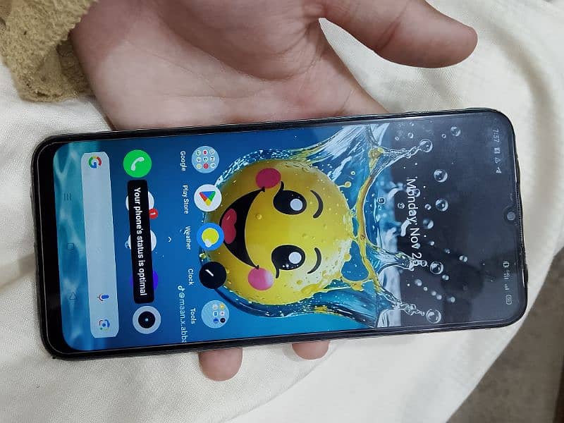 Realme 5i 4/64 0