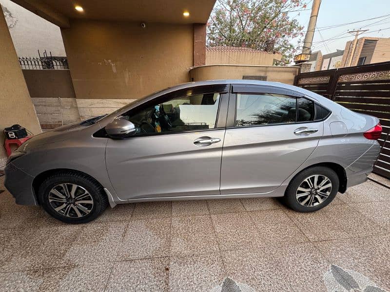 Honda City Aspire 1.5 full variant 4