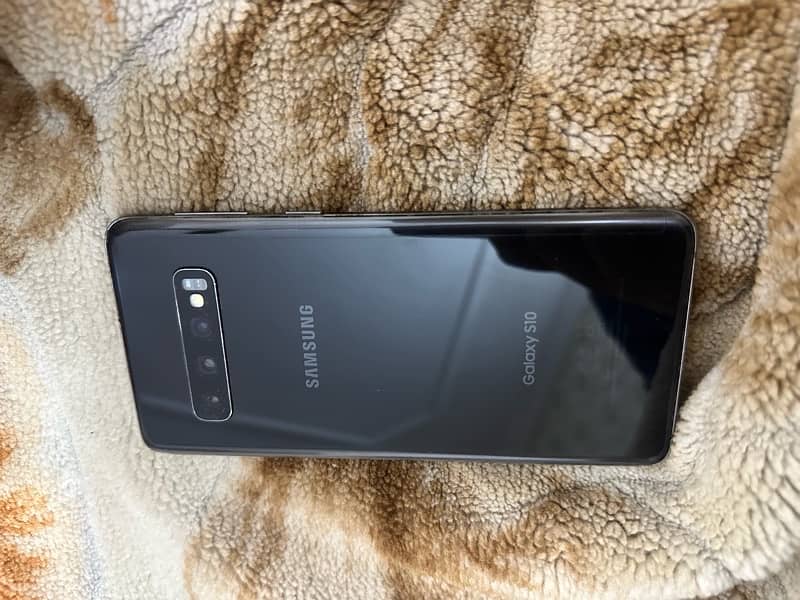 Samsung s10 dot one 2