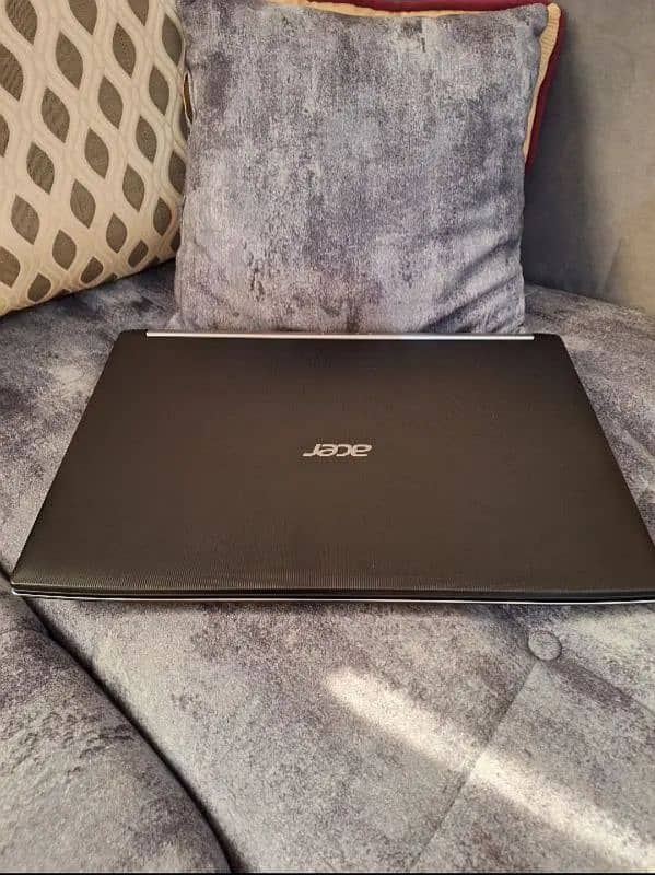 Acer with graphics i5 7th-8/256 only serious buyers 8