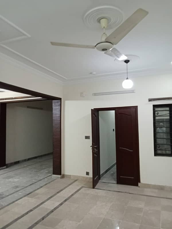 Vip Dubel Uenit Huse For Sale Near Muiaz Street Near Scame 3 Rwp 9