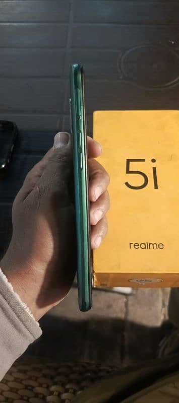 Realme 5i 4 64 with box 2