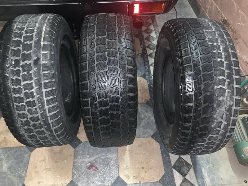 275/70/16 tyres for sale 3