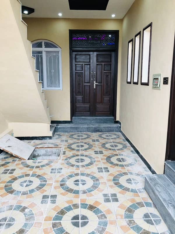 House For Sale Defince Road Near Askria 14 Vip Laction 1.5 Storey 2