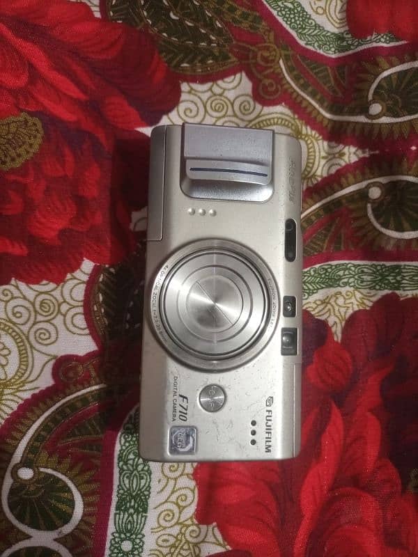 Digital camera 0