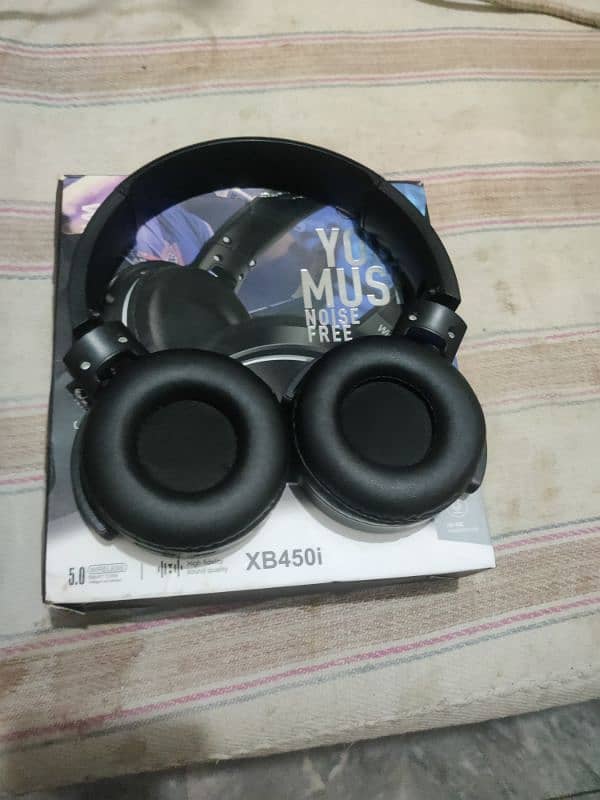 Wireless Headphones Urgent Sale 3