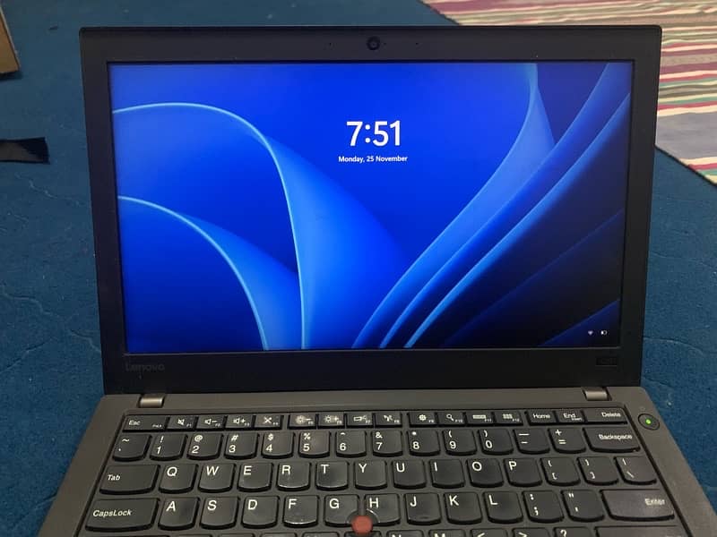 lenovo thinkpad core i5 6 generation 8gb Ram 256gb SSD 4