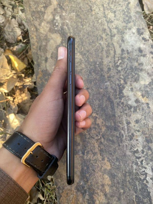 Iphone 7 plus (Pta approved ) 4