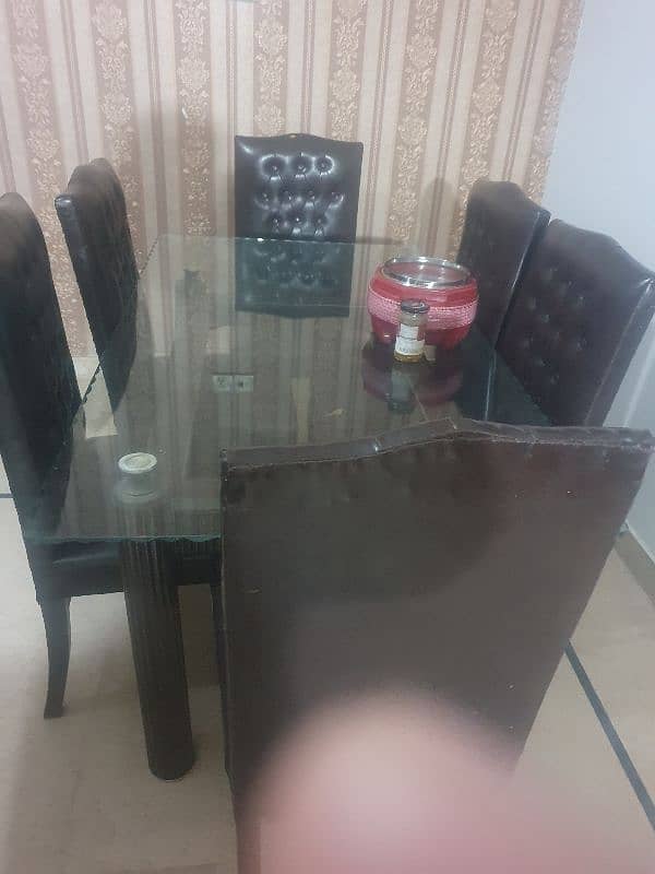 full large size dinning table with 6 cushion chairs 4