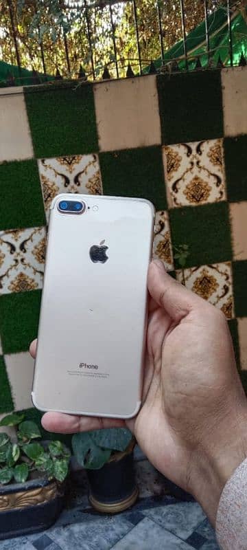 I phone 7 plus 4