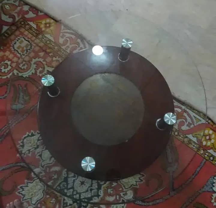 Luxury Round Wooden Table with Glass Top – Best Deal in Pakistan! 2