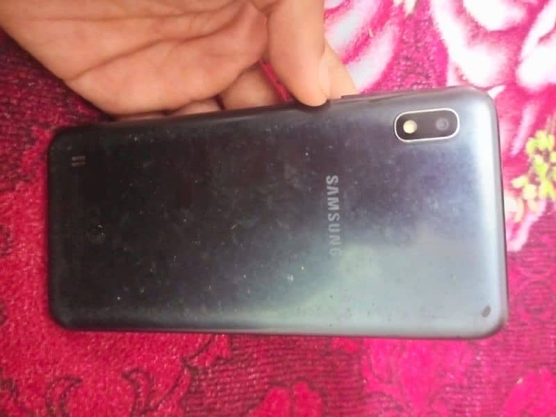 samsung a10s pta approved good for urgent sale 1