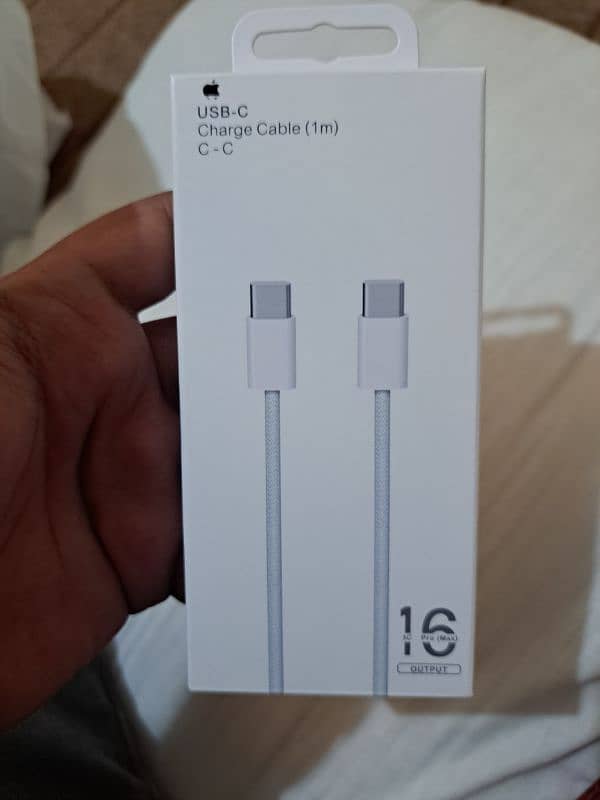 Apple C to C cable 16 and 15 series Hong Kong 0