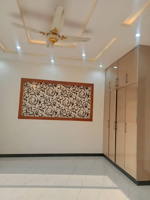 Rawalpindi Bahria Town phase8 5 Marla brand new beautiful house for rent 5