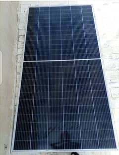 400 watt solar panel tier 1 A grade  Power company 12 years warenty