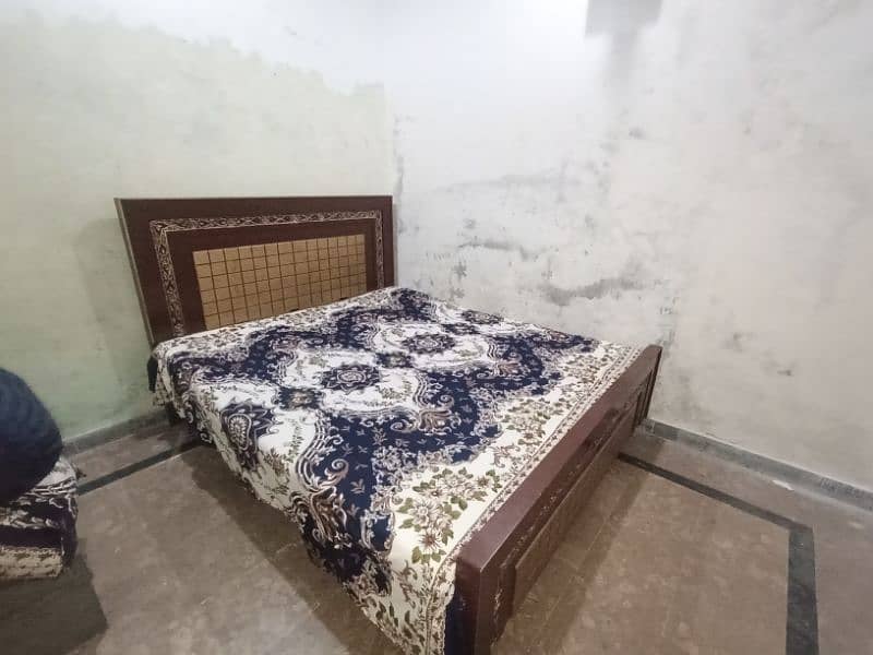 King bed with mattress 4