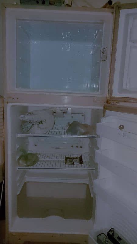 refrigerator made in Pakistan 2