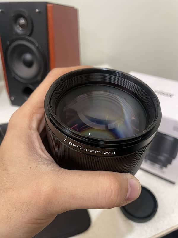 viltrox 85mm sony e mount lens f1.8 mirrorless camera full frame 2