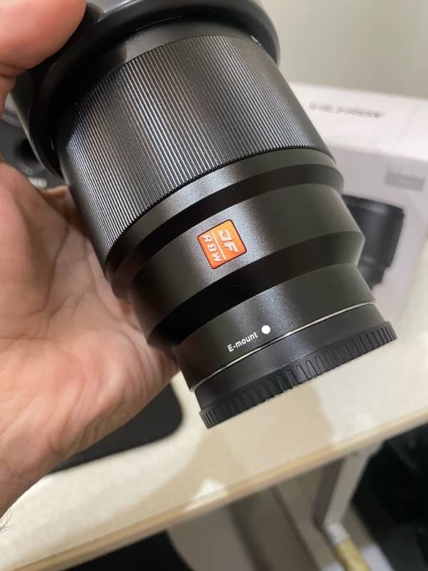 viltrox 85mm sony e mount lens f1.8 mirrorless camera full frame 6