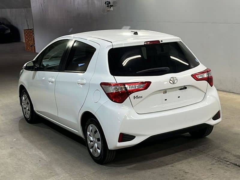 Toyota Vitz 2020 5