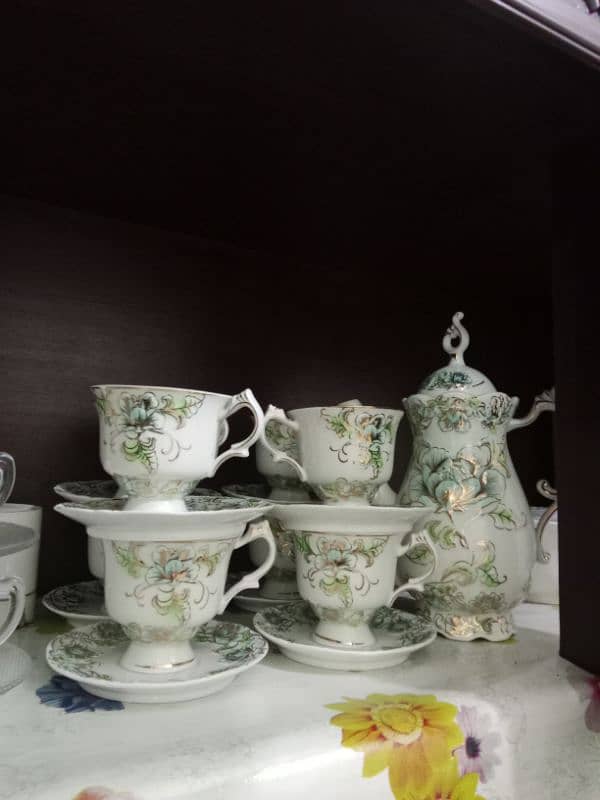 brand new bone china dinner set and soup set urgent sell 0