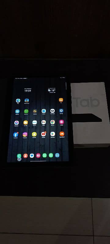 Samsung Galaxy Tab A8 1